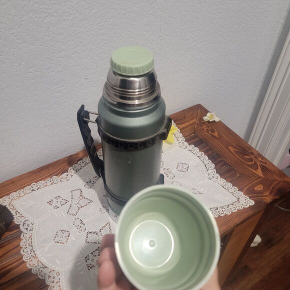 VTG Stanley Aladdin A-944C Quart Steel Vacuum Thermos Bottle W/ Black Handle - Picture 5 of 13